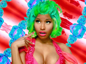 Nicki Minaj dans le clip de Starships