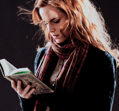 Hermione Granger lit tout le temps