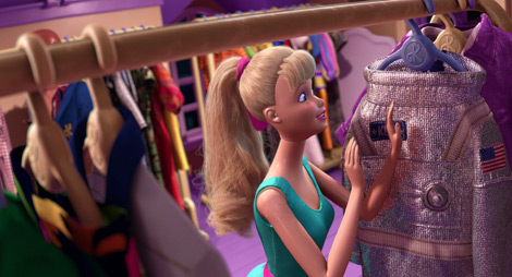 Barbie devant sa garde-robe