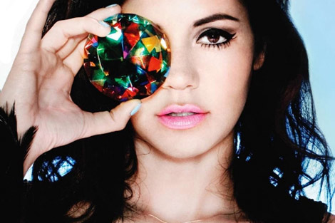 Marina and the diamonds et son diamant coloré