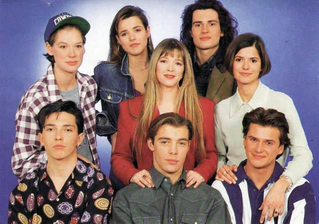 Hélène et les garçons série culte des années 90